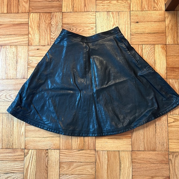 Diane Von Furstenberg DVF A-Line Leather Skirt with Pockets Black Size 0 EUC - Picture 4 of 4